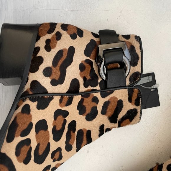 Aquatalia Faria Ankle Boots Leopard Weatherproof Calf Hair Tonal Strap Zipped - Picture 4 of 10